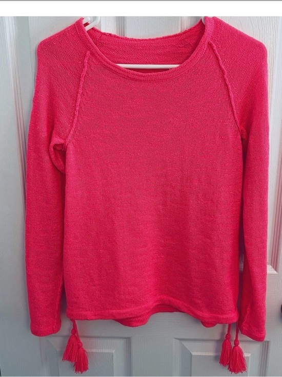 Lilly Pulitzer Sweaters - Lilly Pulitzer Jody Sweater in Love Potion Pink XS Tassel Boho